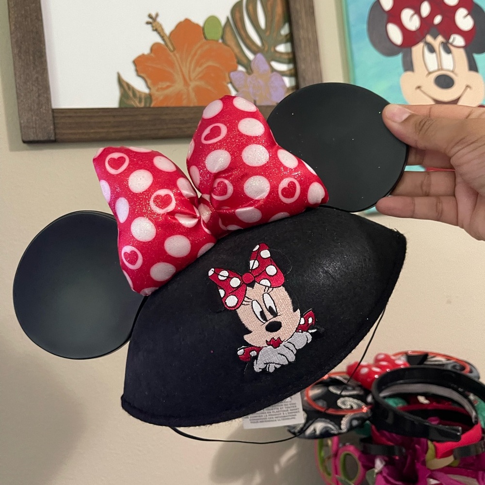 Minnie Mouse classic hat